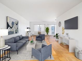 250 N Village Ave APT C20, Rockville Centre, NY 11570