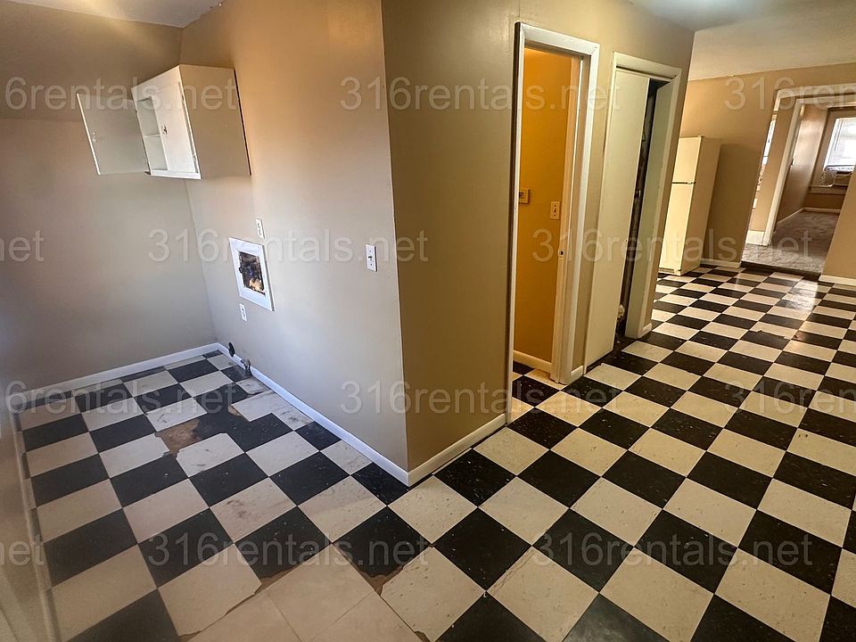 1st image of 1446 S Water St #C