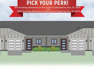 5934 S Whisper Creek Pl, Sioux Falls, SD 57108