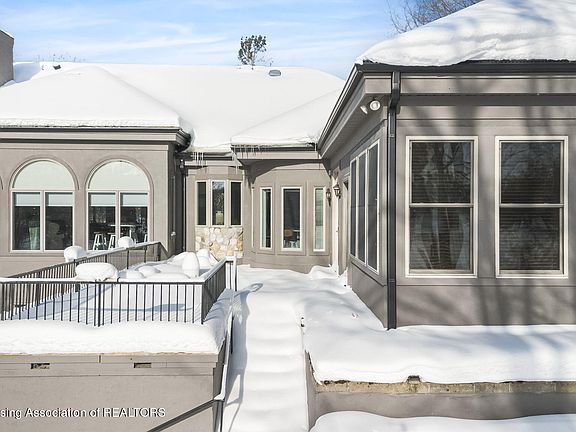 4th image of 1349 E Opal Lake Rd