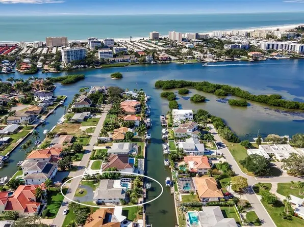 1649 Stanford Ln, Sarasota, FL 34231