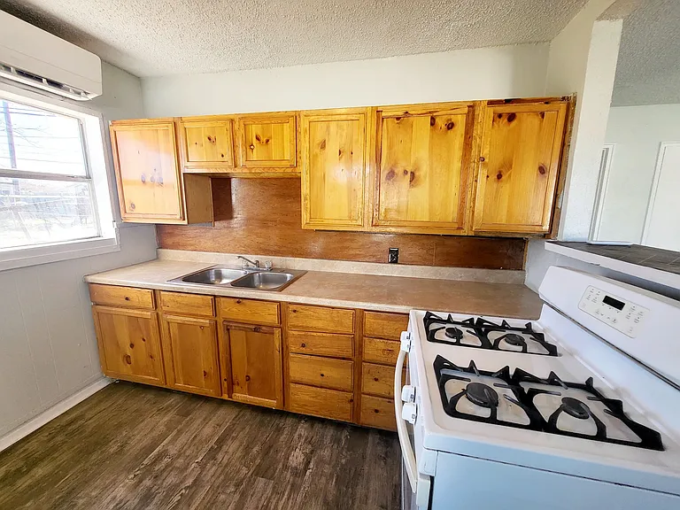 1510 Sycamore St #A — Photo 17