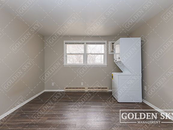 3rd image of 709 S Hutchinson Ave APT 6