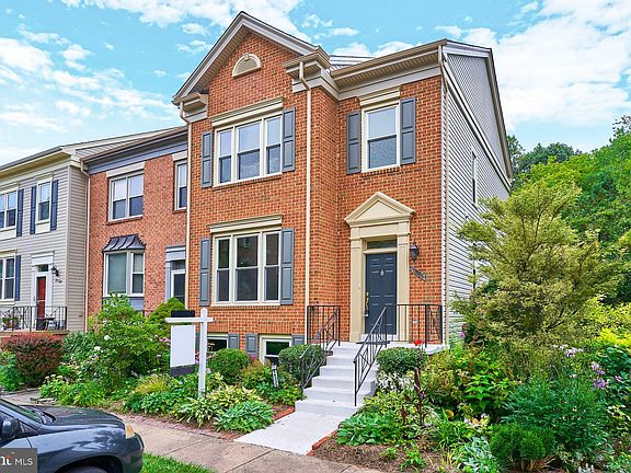 2nd image of 14335 Winding Woods Ct