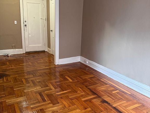 3rd image of 40 Sanford Pl APT C3