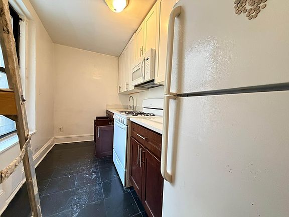 2nd image of 231 Ocean Ave APT 3K