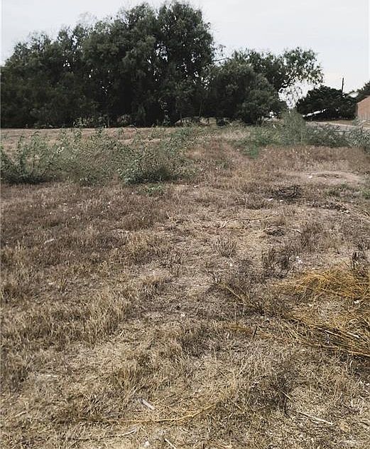 1st image of 701 Chacoma Pl