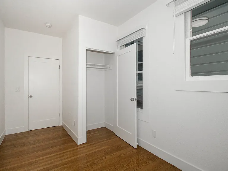 1725 Turk — Photo 21