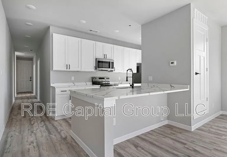 948 Corinth Street Rd #3 — Photo 29