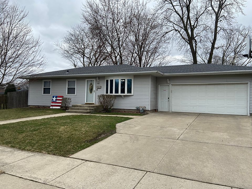 1st image of 807 Krings Ln