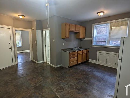 1st image of 4016 Cora Ave #2F