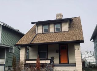 220 E Welch Ave, Columbus, OH 43207