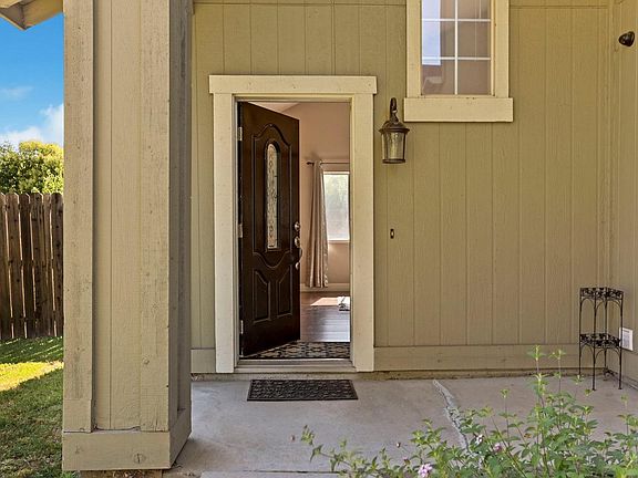 4th image of 5717 Tevlin Ln