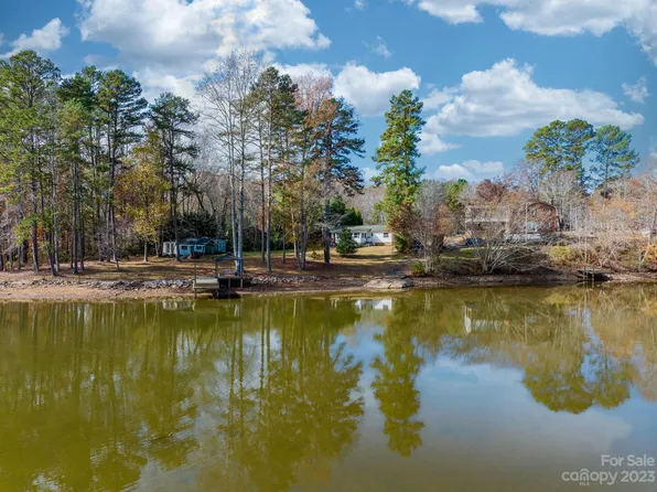 138 McIntyre Rd, Cherryville, NC 28021