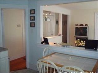 98 Bliss Rd, Newport, RI 02840