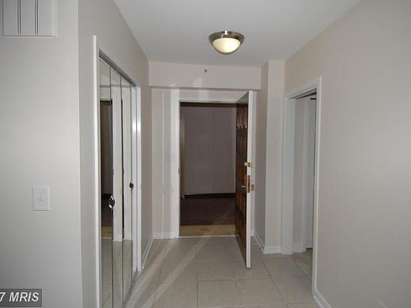 2nd image of 1300 Crystal Dr APT 1010S