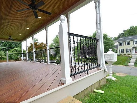 2nd image of 2125 Boxwood Dr