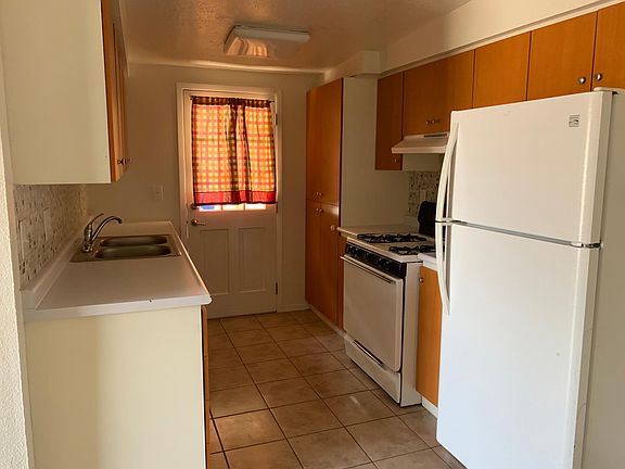 2nd image of 108 Bauxite Ave #B