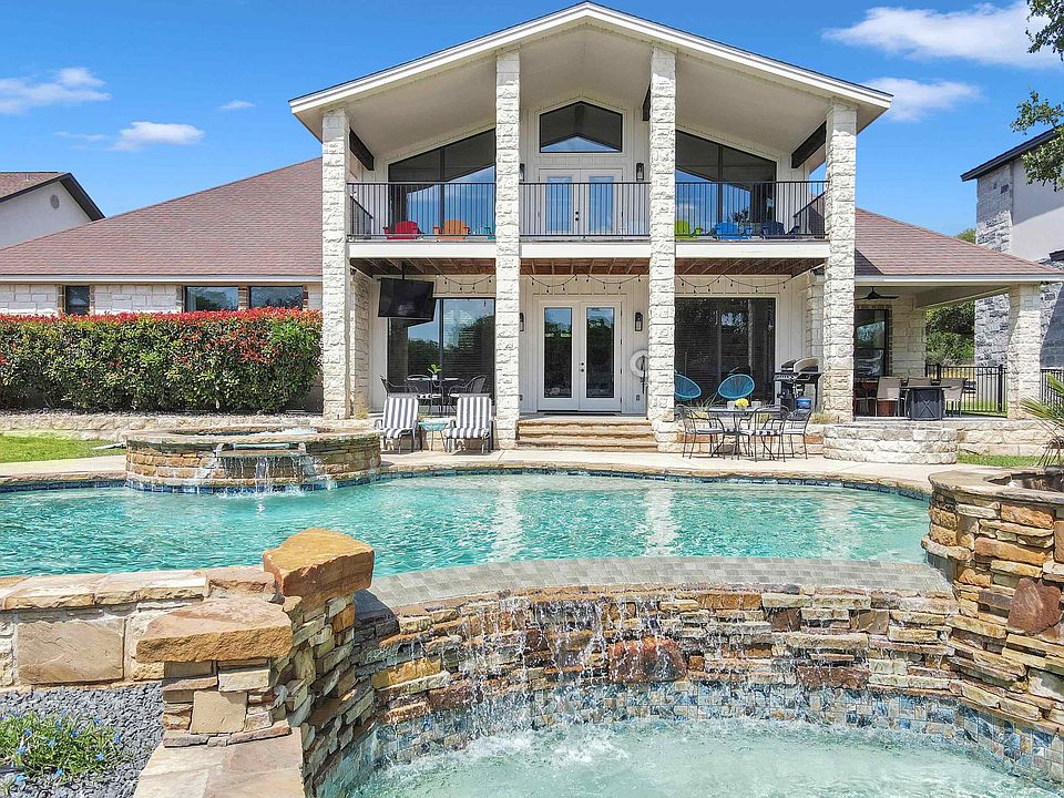 1st image of 237 Lazy Oaks Lane