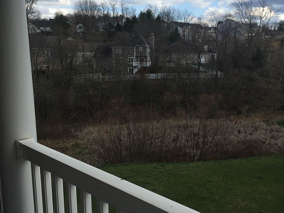 1st image of 2132 Suncrest Village Cir #2132