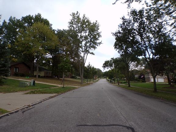 4th image of 132 Parkview Dr