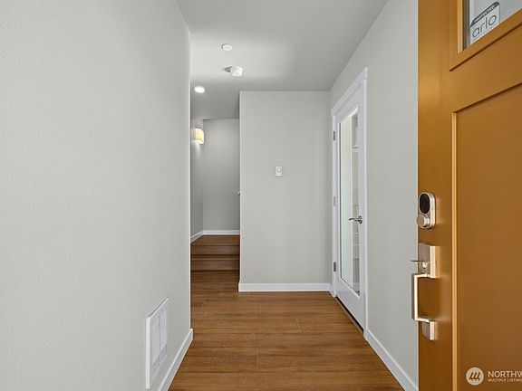 5th image of 16823 Alder Way #L1