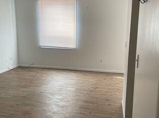105 E Poplar St #4, Harrisburg, IL 62946