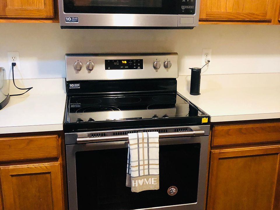 New election appliance (range, microwave)