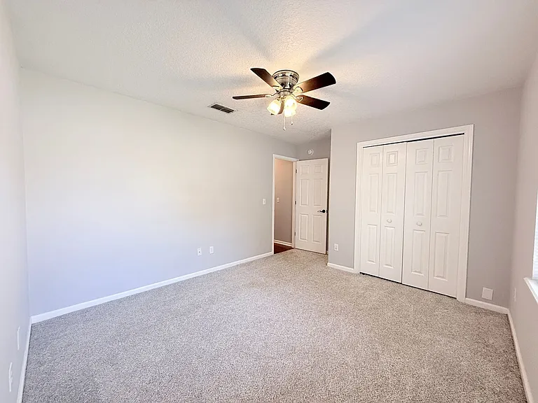 11411 Kingsley Manor Way — Photo 31