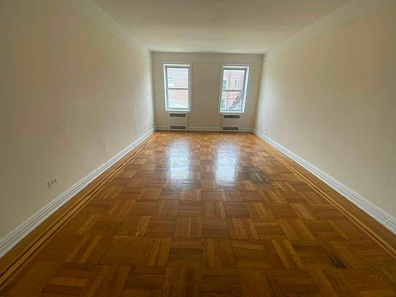 4th image of 64-62 Booth St #6CC