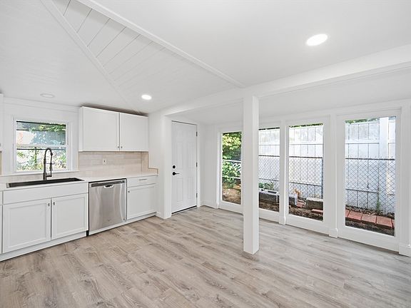 2nd image of 139 Spring St