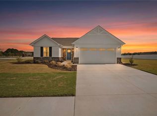 101 Tuscarora Trl, Moyock, NC 27958