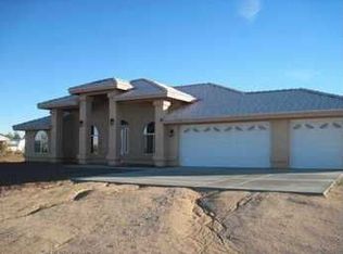 6233 Del Rosa Rd, Phelan, CA 92371