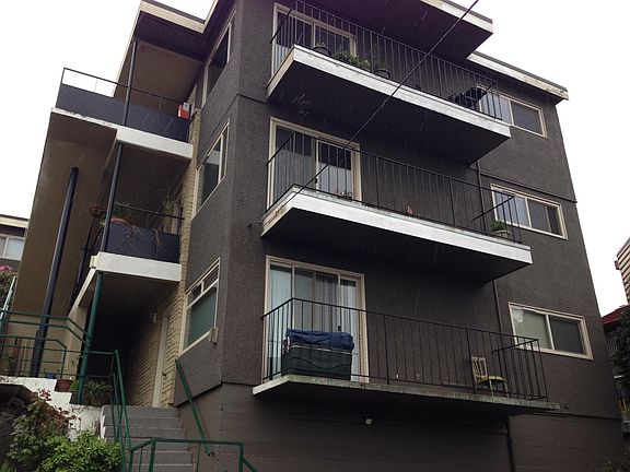 Lower unit for rent
