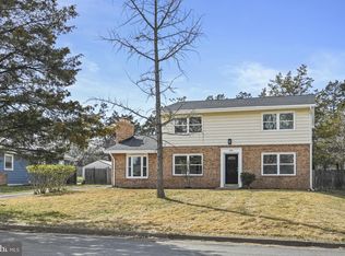 605 N York Rd, Sterling, VA 20164