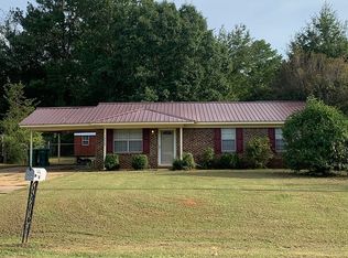 12422 County Line Rd, Moundville, AL 35474