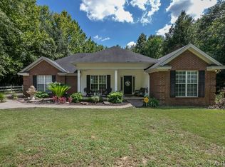 1752 Edinburgh St, Prattville, AL 36066