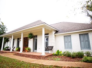 808 Maplewood Dr, Oxford, MS 38655