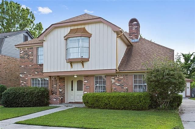 1st image of 33 Park Timbers Dr