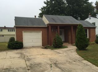 302 Berkshire Ave, Cherry Hill, NJ 08002