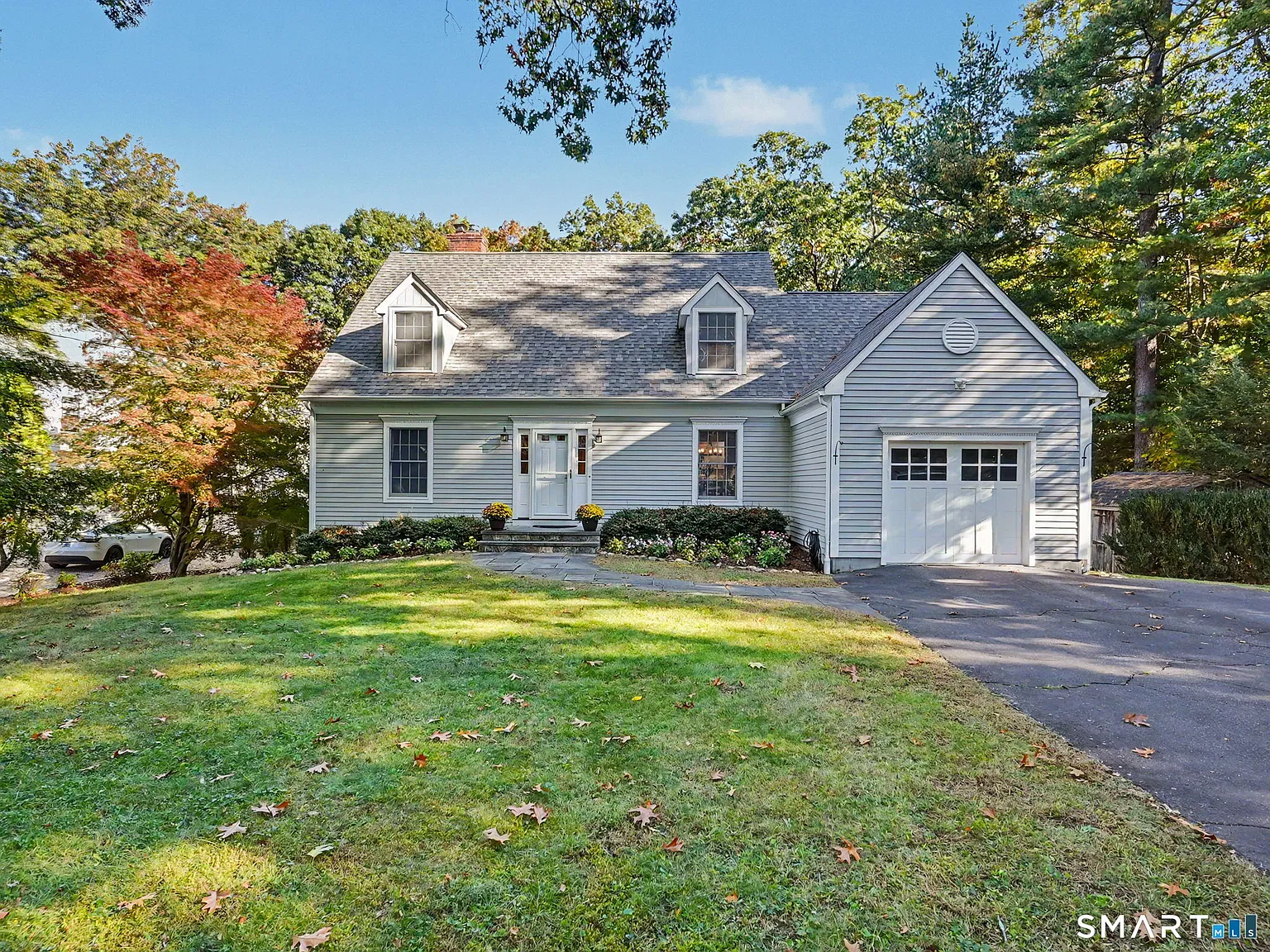 4 bed, 3.5 bath, 3133 sqft, $8,900 — Photo 1