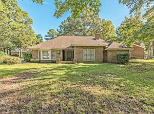 100 Knottingham Dr, Goose Creek, SC 29445