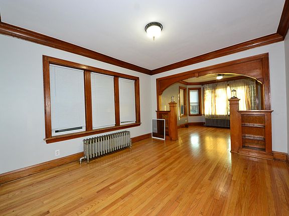 3rd image of 4735 S Karlov Ave #1