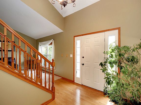 3rd image of 1411 Prairie Ct