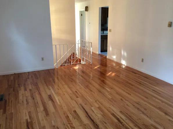 (undisclosed Address), Rensselaer, NY 12144