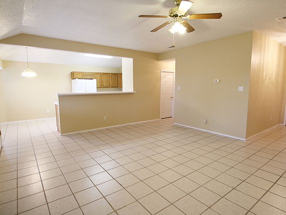 4th image of 3310 Dorothy Jane Dr