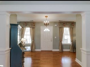 301 Barberry Ln, Greer, SC 29651