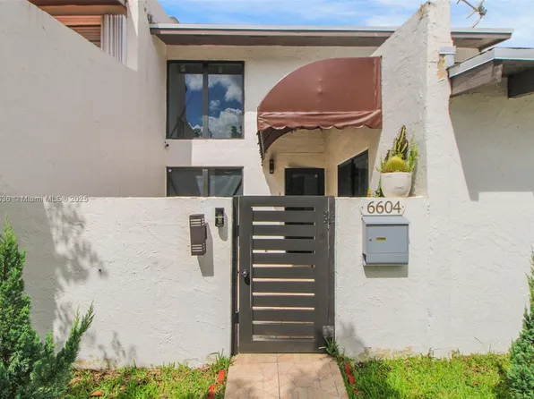 6604 SW 113th Ave, Miami, FL 33173