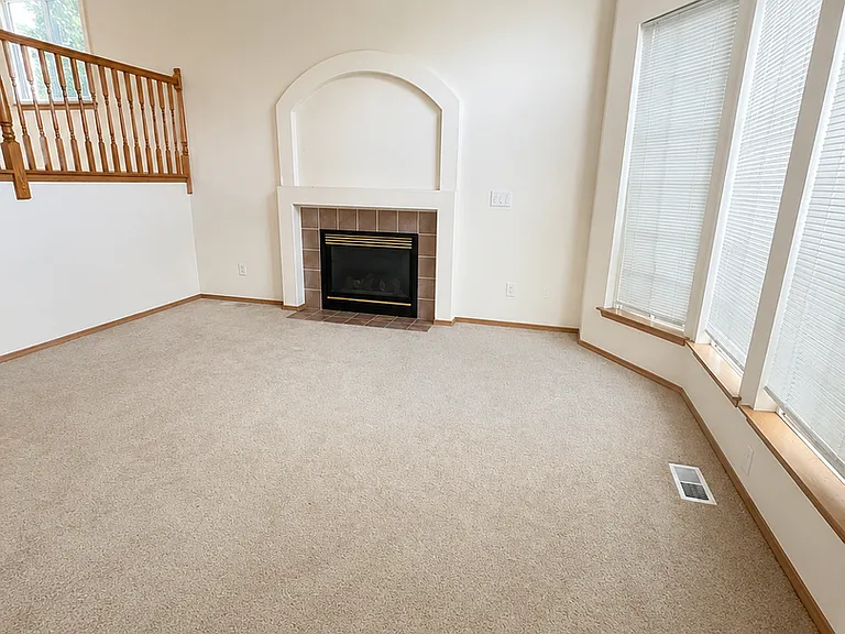 10628 57th Dr NE — Photo 3