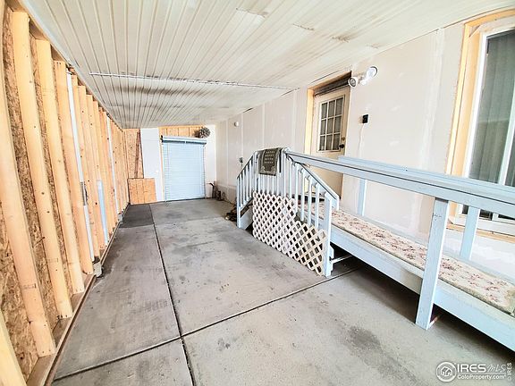 5th image of 1630 Garnet St #120